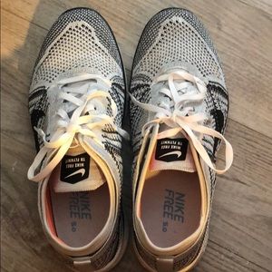 Nike flyknit frees 5.0